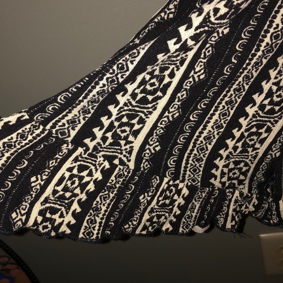 Tribal pattern romper - Picture 3 of 4